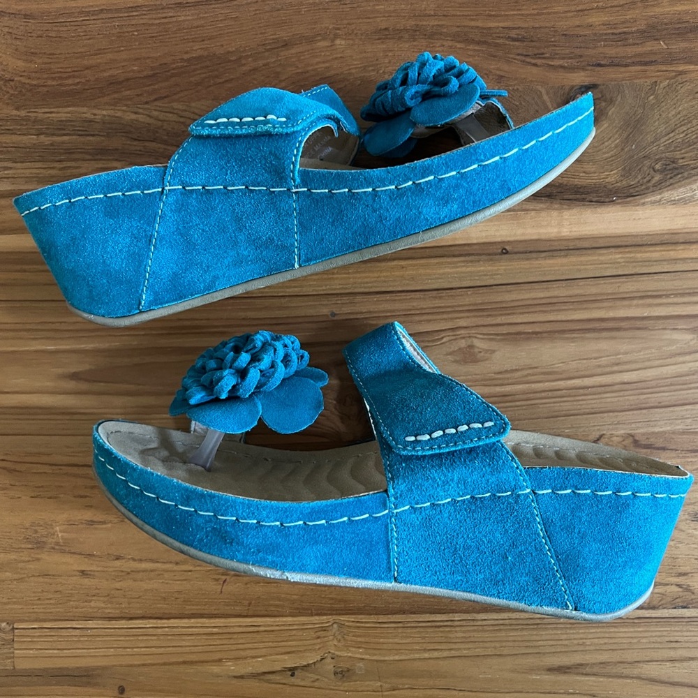 DAVID TATE Justice Wedge Sandal, Teal, 7.5